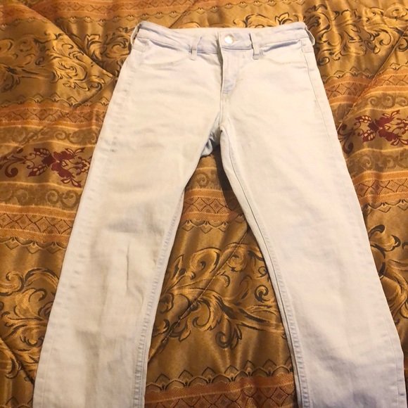 H&M Denim - Light Blue Jeans H&M Denim - Light Blue Jeans